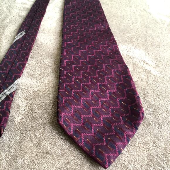 VALENTINO 100% Silk Tie Purple Made in Italy - Picture 3 of 4